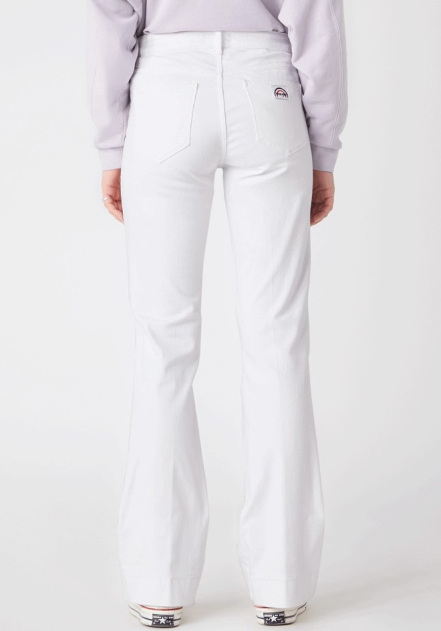 SPODNIE DAMSKIE WRANGLER FLARE OPTIC WHITE W233MH13L 112127850
