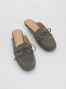 Zamszowe mule - oliwkowy