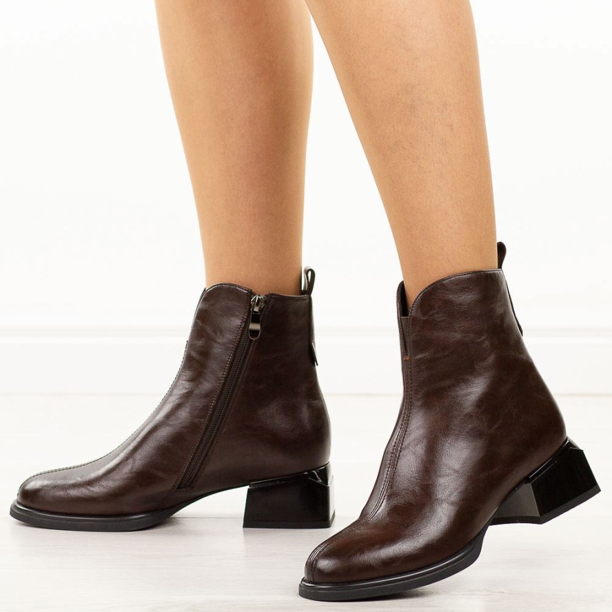 Brązowe skórzane botki damskie na obcasie Cambell 55319