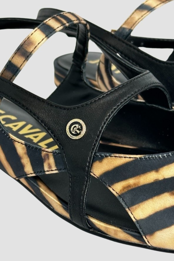 JUST CAVALLI Czarne damskie sandały Frina, Rozmiar 37