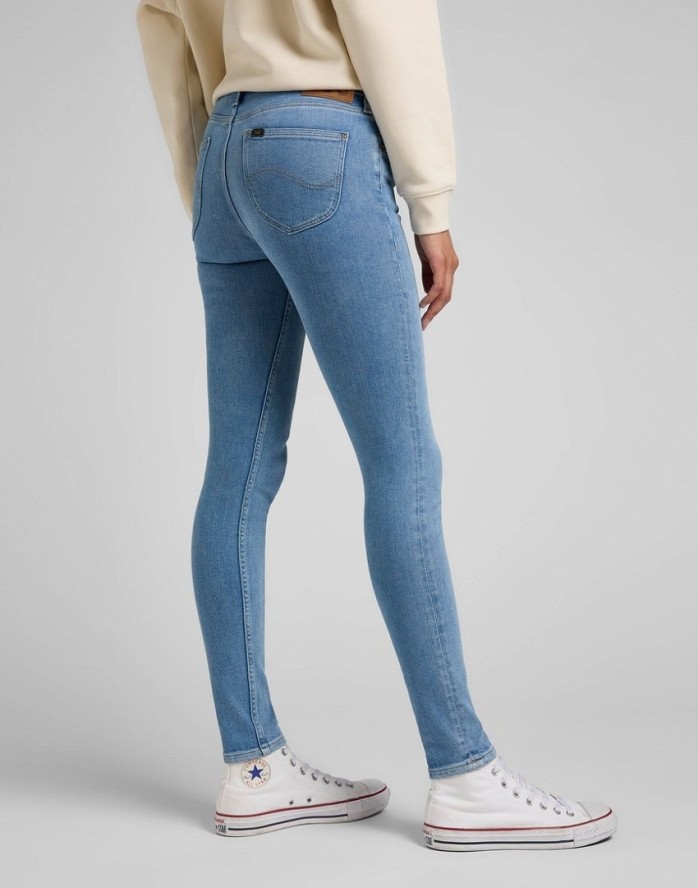 LEE SCARLETT DAMSKIE SPODNIE JEANSOWE PARTLY CLOUDY L526ERPA 112326910