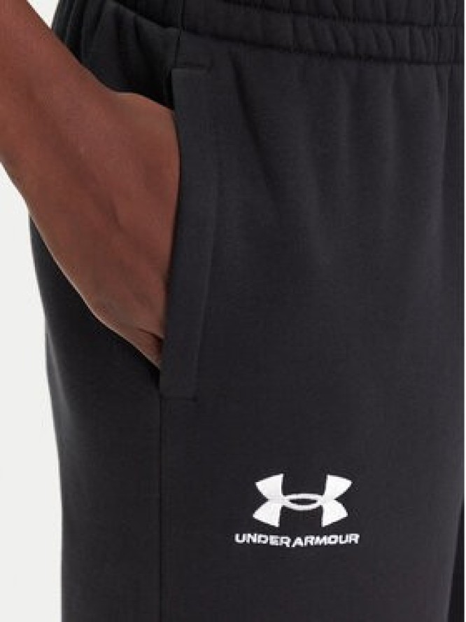 Under Armour Spodnie dresowe Essential Fleece Joggers 1373034 Czarny Regular Fit