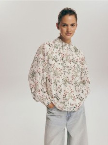 Wzorzysta bluzka z plisami - kremowy