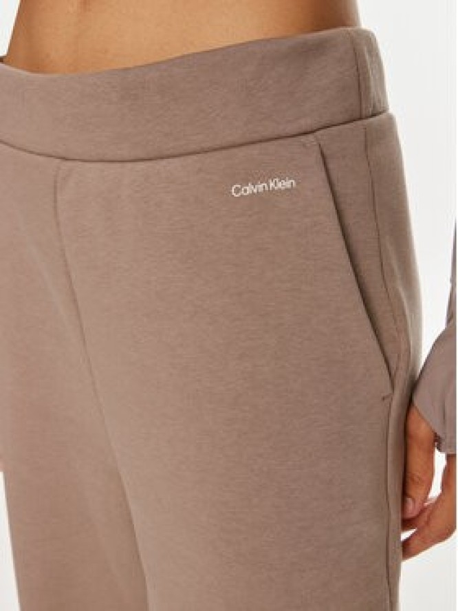 Calvin Klein Spodnie dresowe Nano Logo K20K208330 Beżowy Regular Fit