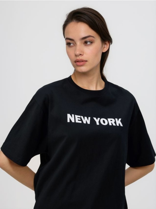 T-shirt z nadrukiem - czarny