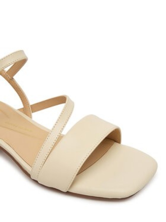 Clarks Sandały Serina35 Strap 26186118 Écru