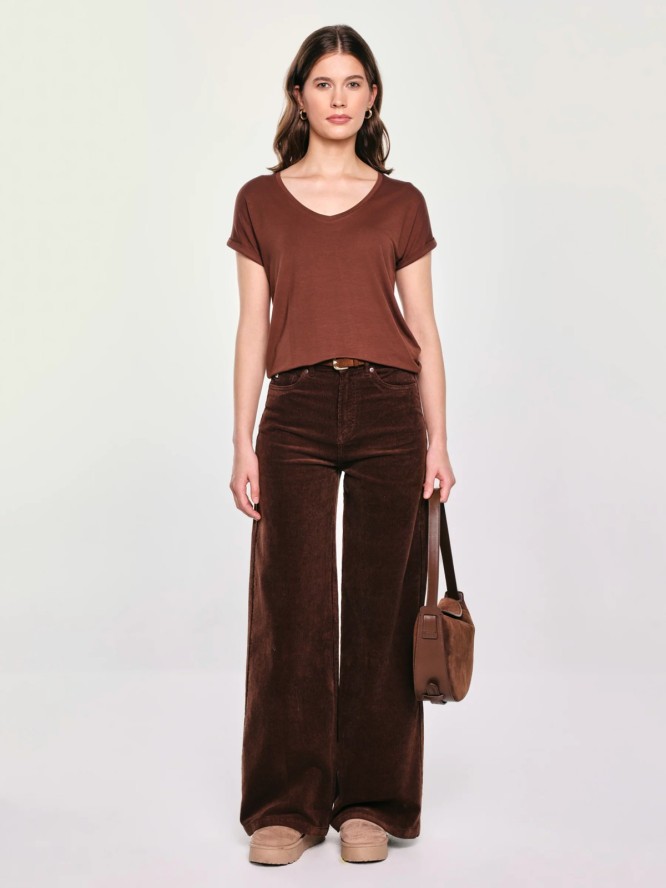 Koszulka damska o luźnym kroju brązowa Valeria 804