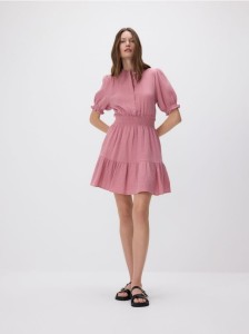 Sukienka midi - pastelowy róż