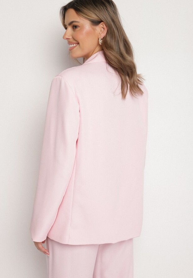 Różowa Dwurzędowa Marynarka z Usztywnioną Linią Ramion Emiranea