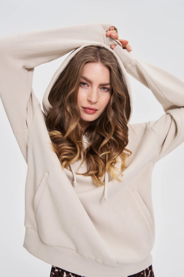 Bluza z kapturem beżowa
