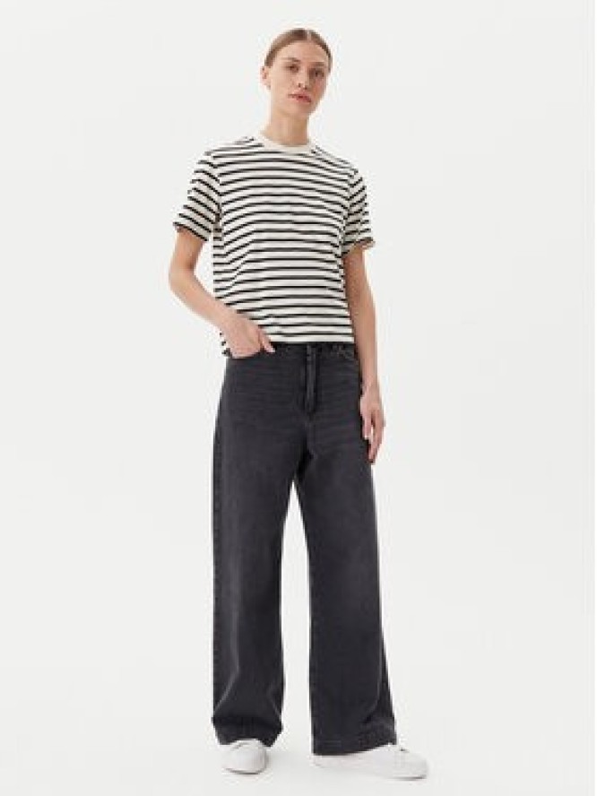 ONLY T-Shirt Livina 15272227 Beżowy Regular Fit