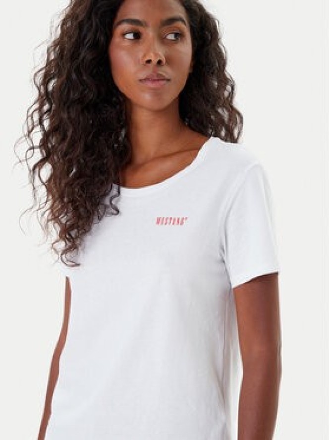 Mustang T-Shirt Alma 1016748 Biały Regular Fit