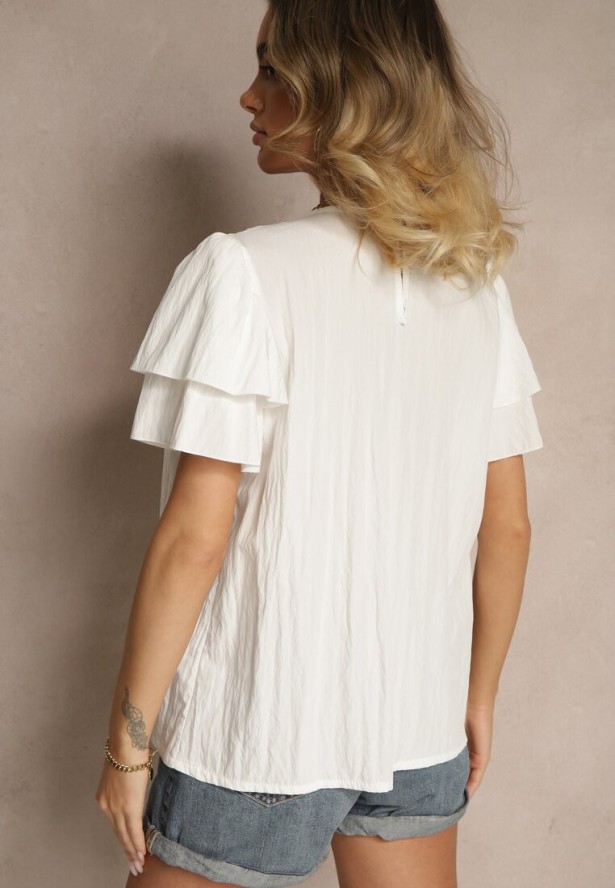 Biała Trapezowa Bluzka z Wiskozą Zdobiona Falbankami i Elastyczną Wstawką Mirlimi