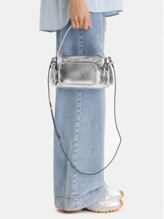 Calvin Klein Torebka Pocket Silver Nylon Small Bag LV04F3443G Srebrny