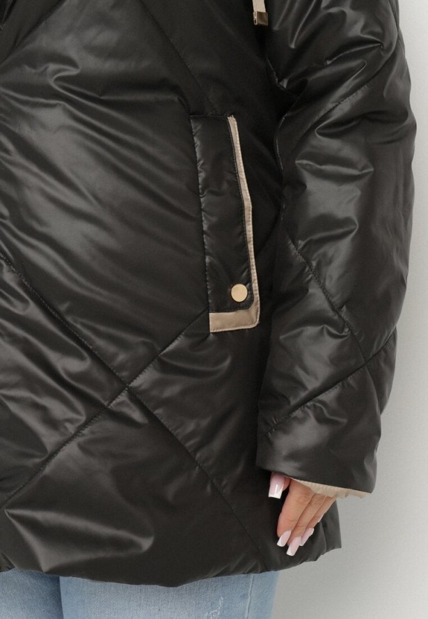 Czarna Kurtka z Odpinanym Kapturem i Ozdobnym Pikowaniem Xalseli