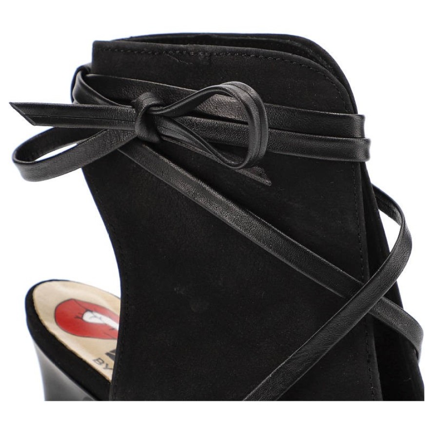 Czarne Botki Carinii Eleganckie Skórzane Buty Na Słupku