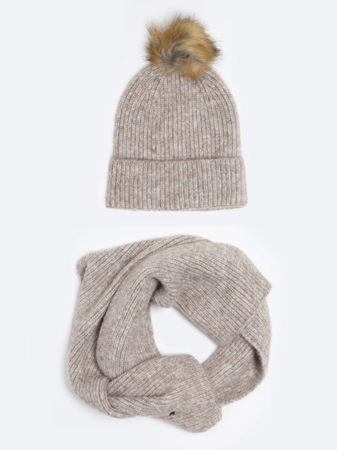 Szalik damski beżowy Poleni 801