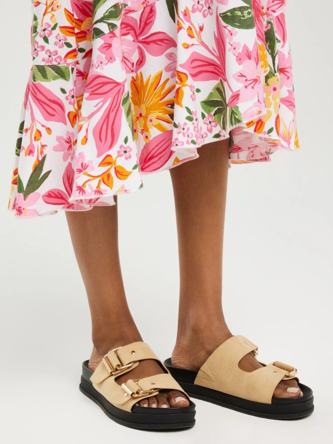 Klapki damskie na podwyższonej podeszwie beżowe RR274A601 801