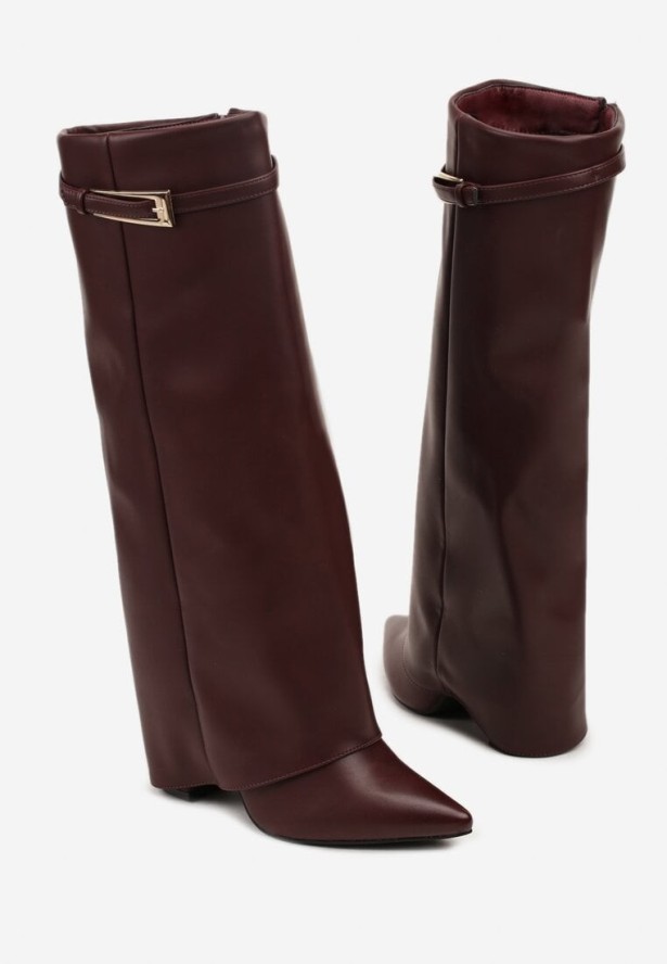 Bordowe Kozaki na Słupku Typu Kowbojki Ozdobione Klamrą i Wywiniętą Cholewką Nalonea