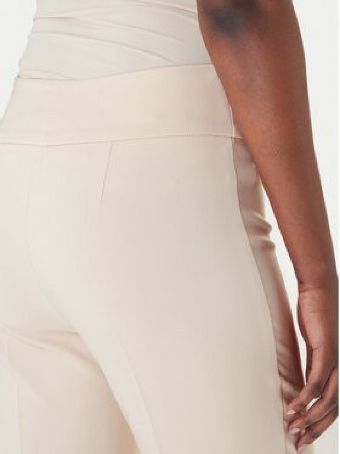 Rinascimento Spodnie materiałowe CFC0127876003 Beżowy Slim Fit