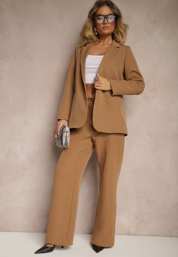 Brązowa Marynarka z Imitacją Kieszeni i Usztywnioną Linią Ramion Vivissea