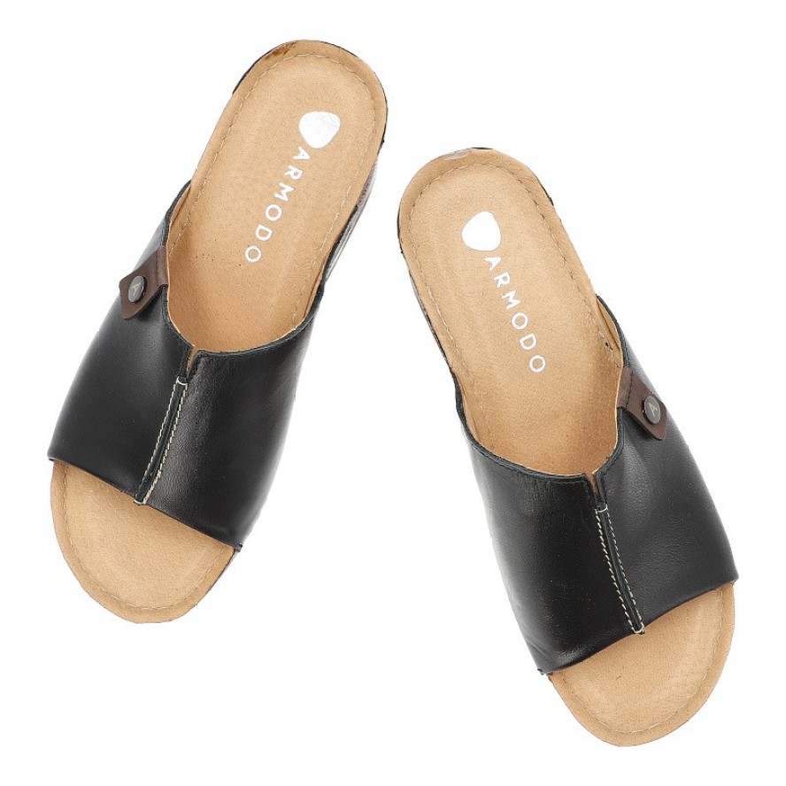 Czarne Klapki Armodo Modne Obuwie Damskie Na Koturnie