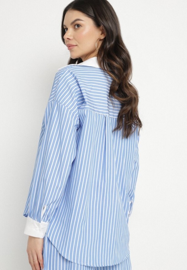 Niebieska Koszula w Paski o Kroju Oversize z Kontrastującymi Wstawkami Menestra
