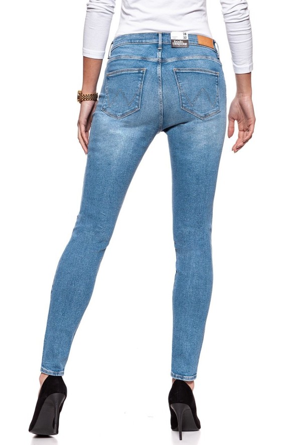 WRANGLER HIGH RISE SKINNY PEKIN SKY W27HFS17S 112128078