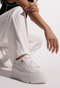 Białe Sneakersy Vices na Grubej Podeszwie Tuliri