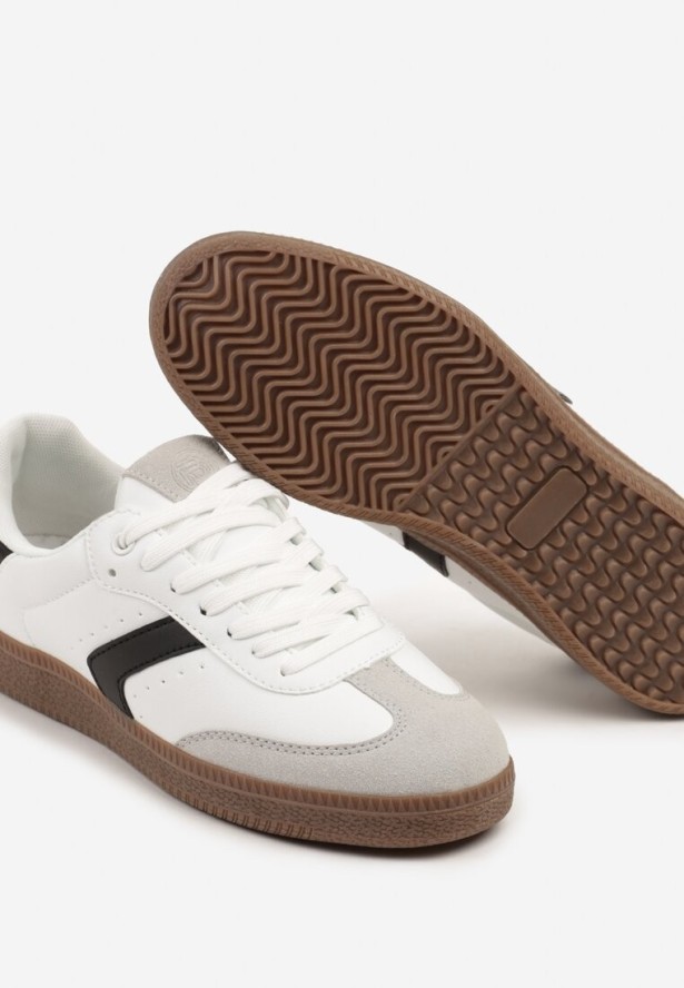 Białe Sneakersy w Stylu Tenisówek z Perforacją Aranaria