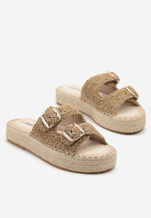 Ciemnobeżowe Klapki na Podeszwie z Plecionki z Szydełkową Cholewką ze Sprzączkami Fevilene