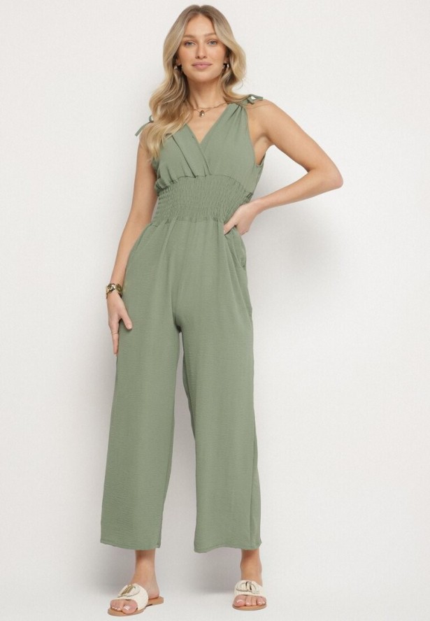 Zielony Kopertowy Kombinezon z Bawełną i Marszczeniami Lunirisa