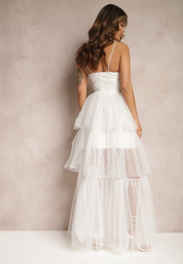 Biała Wieczorowa Sukienka Maxi Ozdobiona Cekinami i Falbankami z Tiulu Neptina