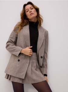 Plisowana spódnica mini - brązowy