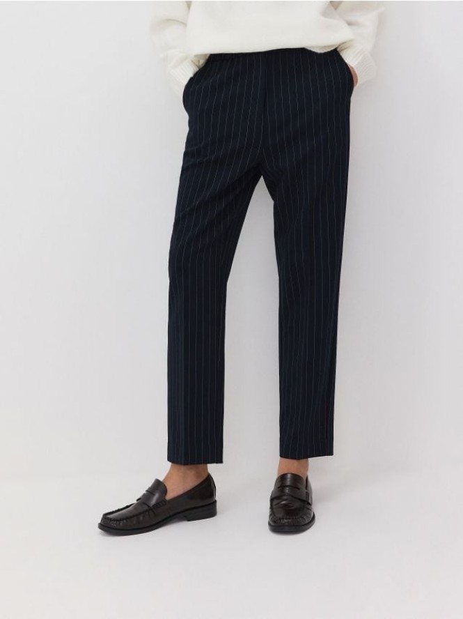 Spodnie jogger z wiskozą - granatowy