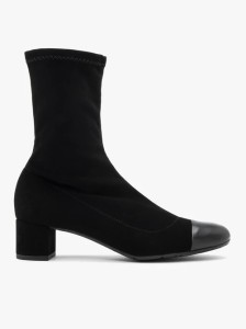 Czarne botki z lakierowanym noskiem