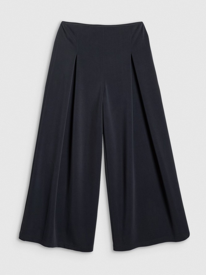 4F Spodnie dresowe z szerokimi nogawkami modalem damskie - czarne M