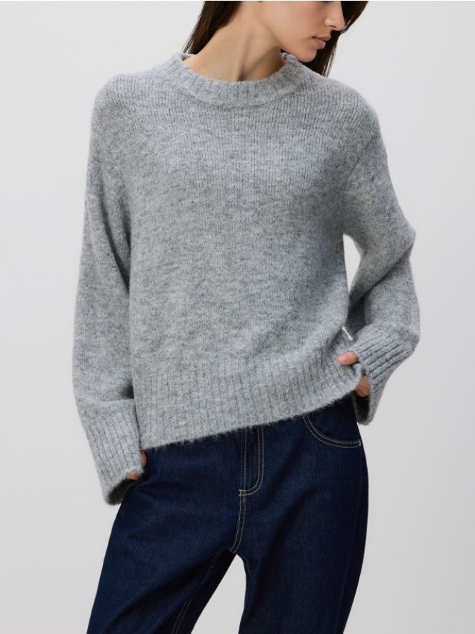 Sweter z domieszką wełny - szary