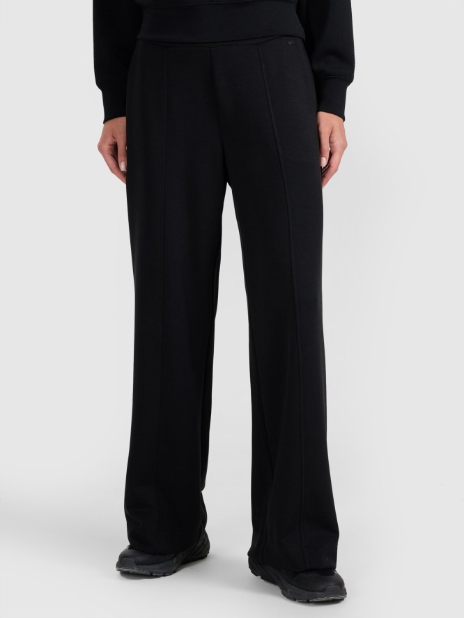 4F Spodnie dresowe z szerokimi nogawkami z modalem damskie - czarne L