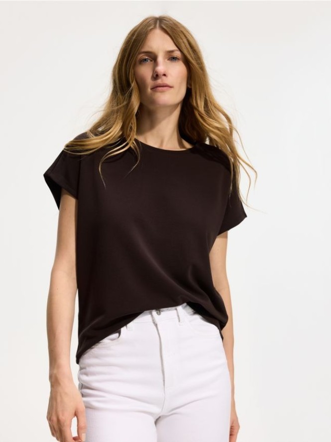 T-shirt z modalem - ciemnobrązowy