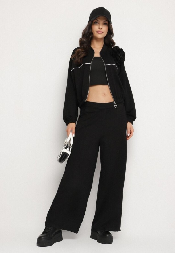 Czarny Komplet Dresowy z Wiskozą Szerokie Spodnie i Bluza ze Stójką i Broszką Redasena