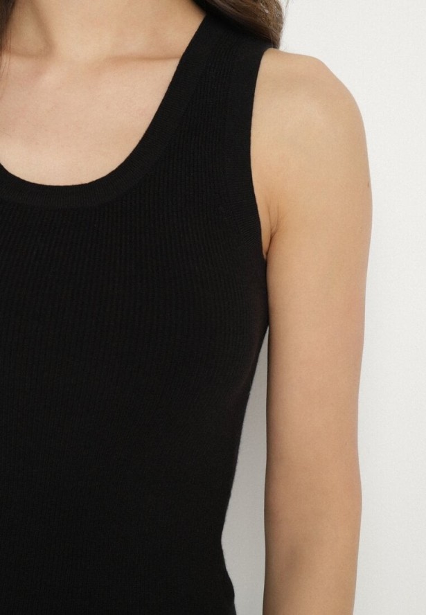 Czarny Top z Modalem i Wiskozą Sanilatia