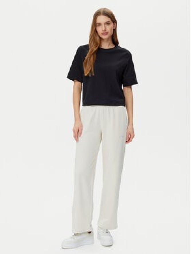 Puma Spodnie dresowe Ess Small No. 1 Logo 684979 Beżowy Straight Fit