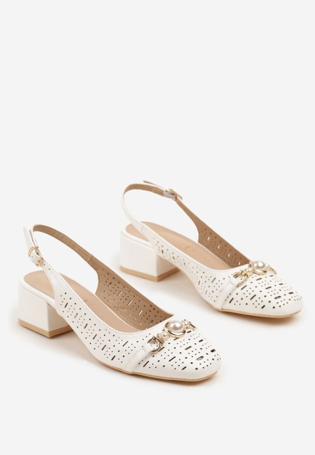 Białe Sandały Vices z Wkładką ze Skóry i Ażurowymi Wycięciami na Słupku Koredia