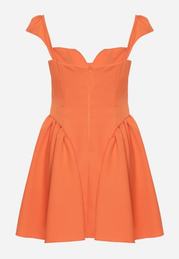 Pomarańczowa Rozkloszowana Sukienka z Ozdobnym Dekoltem i Guzikami Salasesia