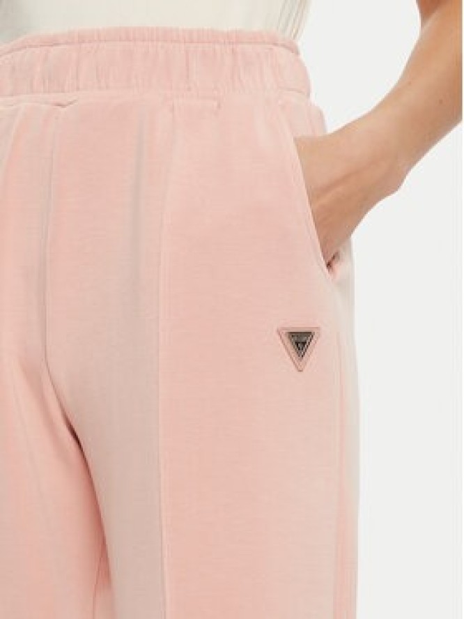 Guess Spodnie dresowe V5RB11 KCAY2 Różowy Regular Fit