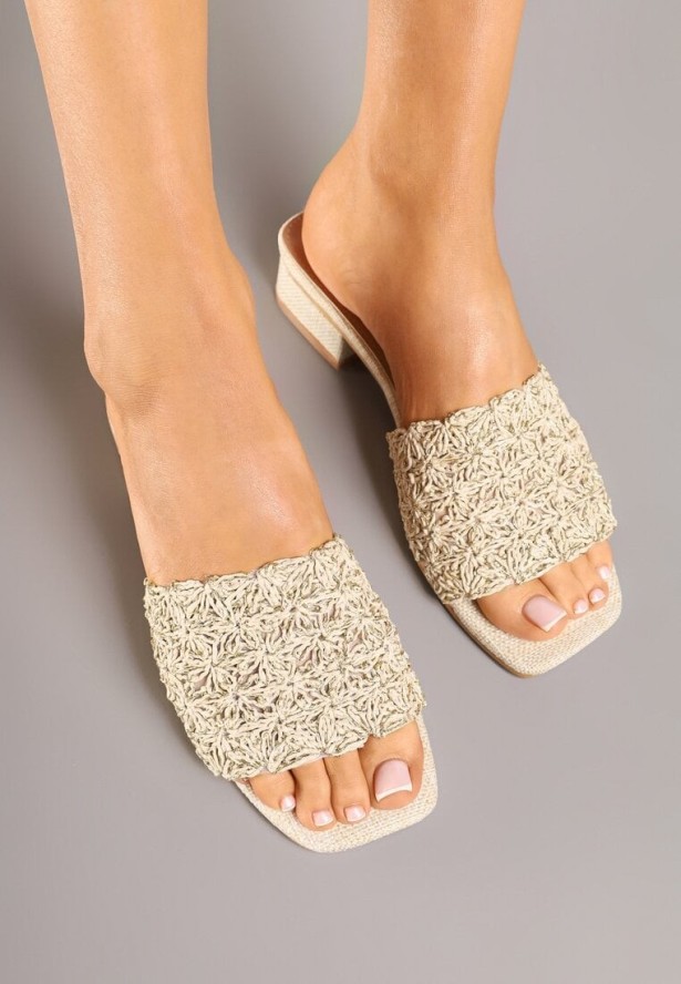 Beżowe Plecione Klapki na Niskim Obcasie Camiran