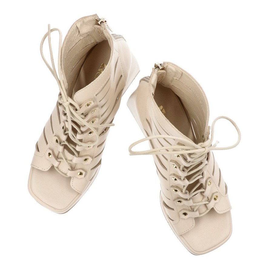 Beżowe Botki Carinii Stylowe Obuwie Damskie