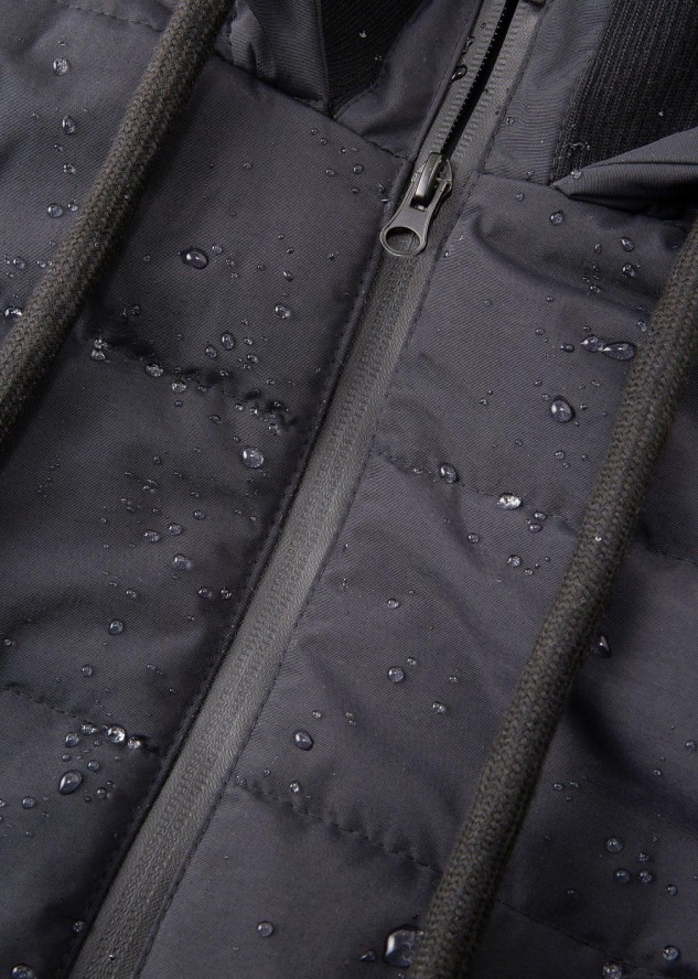 Płaszcz pikowany funkcjonalny, outdoorowy, z hydrofobowego materiału