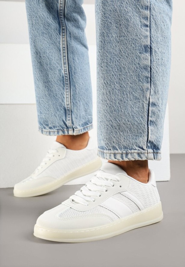 Białe Sneakersy Tenisówki Ozdobione Paskami Amodira
